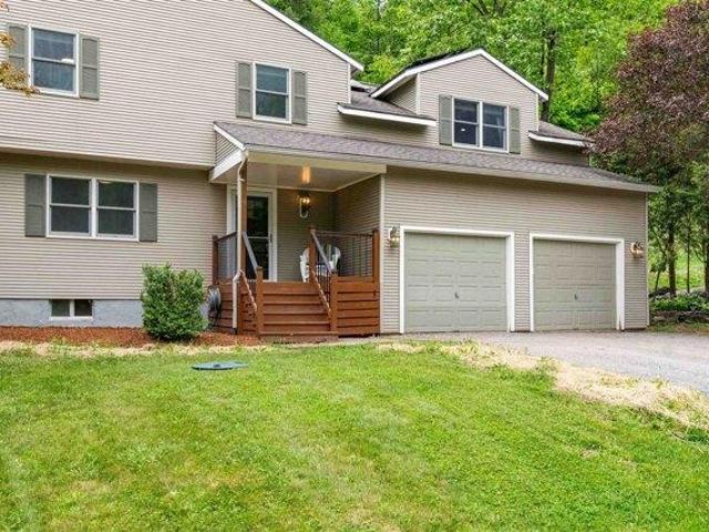 House for sale in Richmond, Vermont