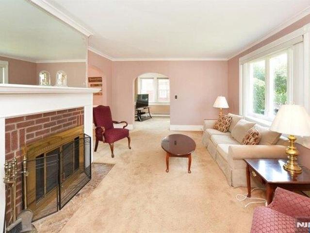 House for sale in Ridgefield Park, New Jersey