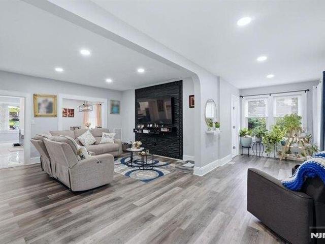 House for sale in West View, Ridgefield Park