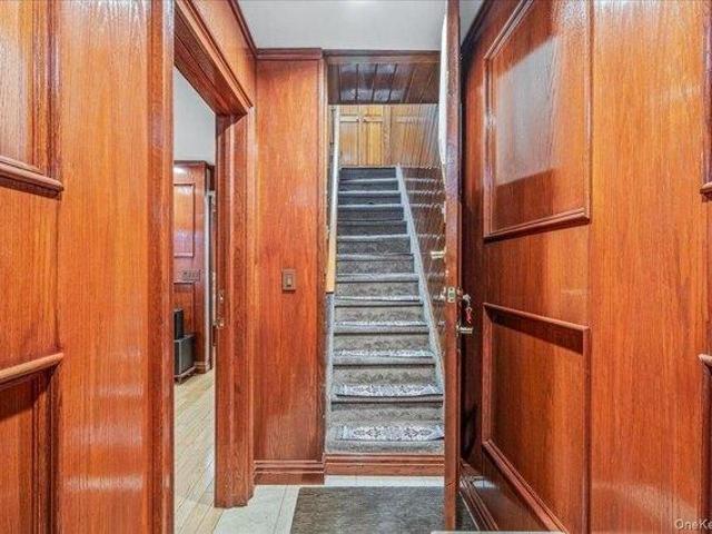 House for sale in Queens, Arverne