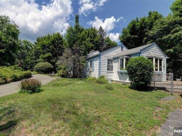 House for sale in Passaic, New Jersey