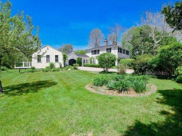 House for sale in Rochester, Massachusetts