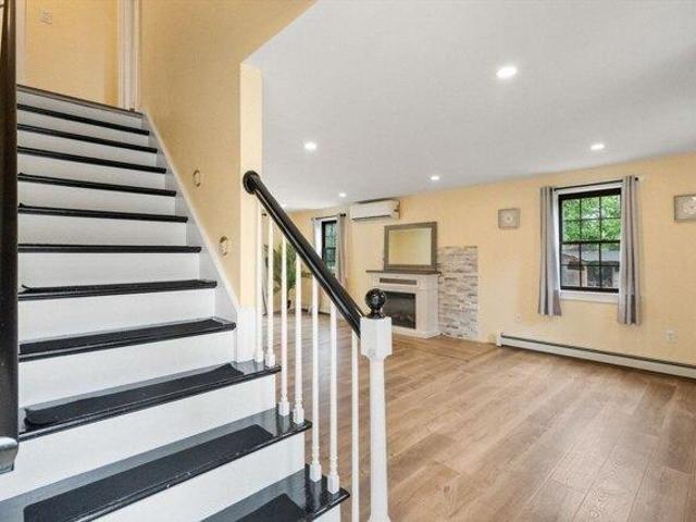 House for sale in Rochester, Massachusetts