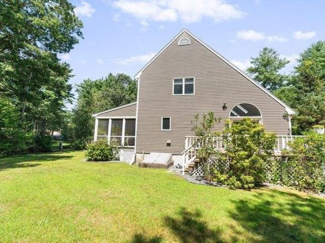 House for sale in Rochester, Massachusetts