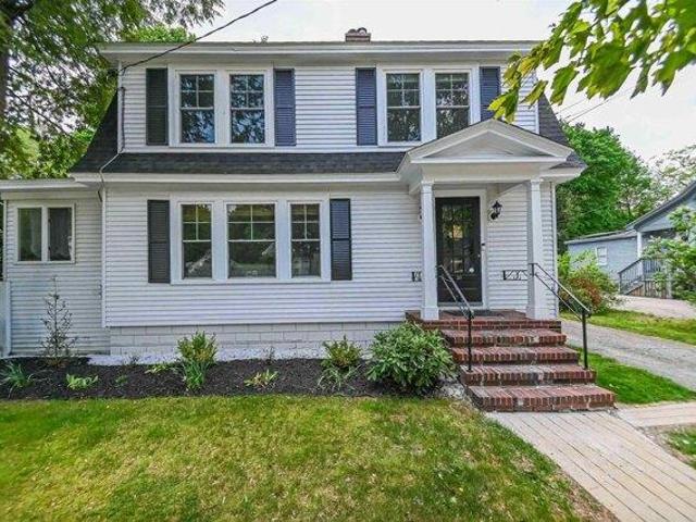 House for sale in New Hampshire