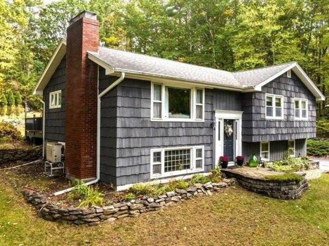 House for sale in Rochester, Strafford County