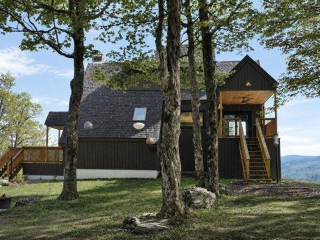 House for sale in Rochester, Vermont