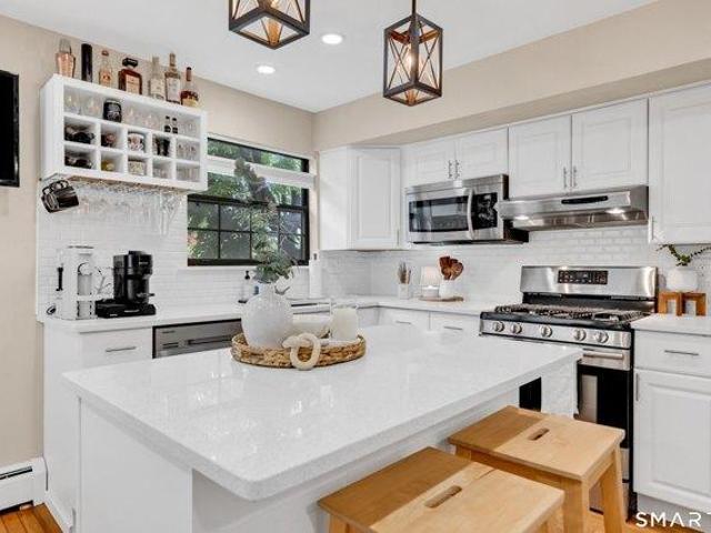 House for sale in Rocky Hill, Connecticut