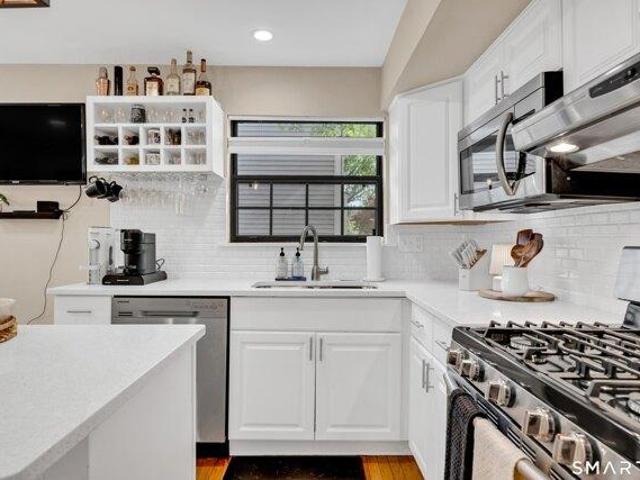 House for sale in Rocky Hill, Connecticut