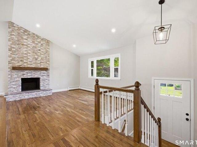 House for sale in Rocky Hill, Connecticut