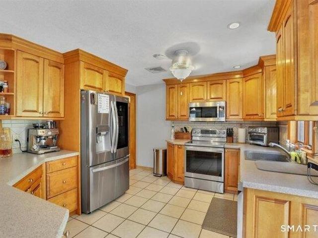 House for sale in Rocky Hill, Connecticut