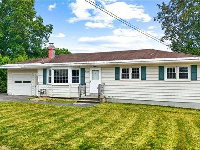 House for sale in Oneida, New York