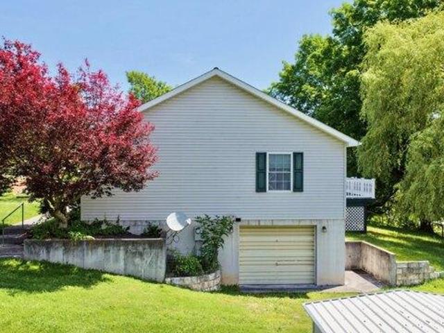 House for sale in Ronceverte, West Virginia
