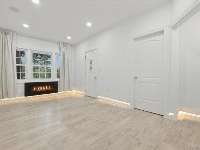 House for sale in Bohemia, New York