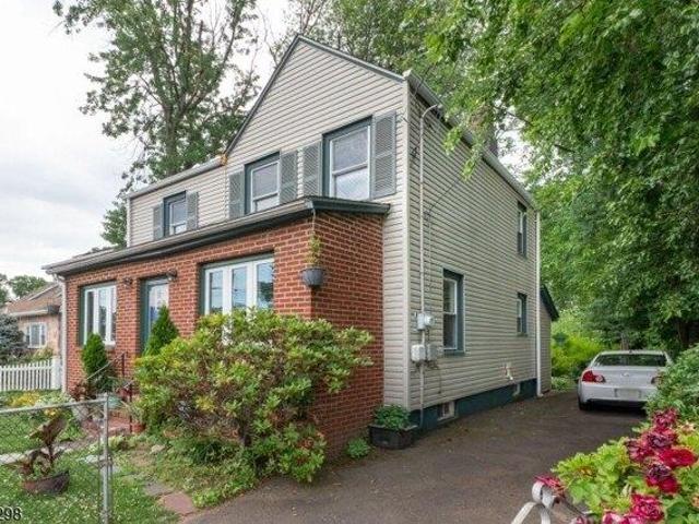 House for sale in Roselle, New Jersey