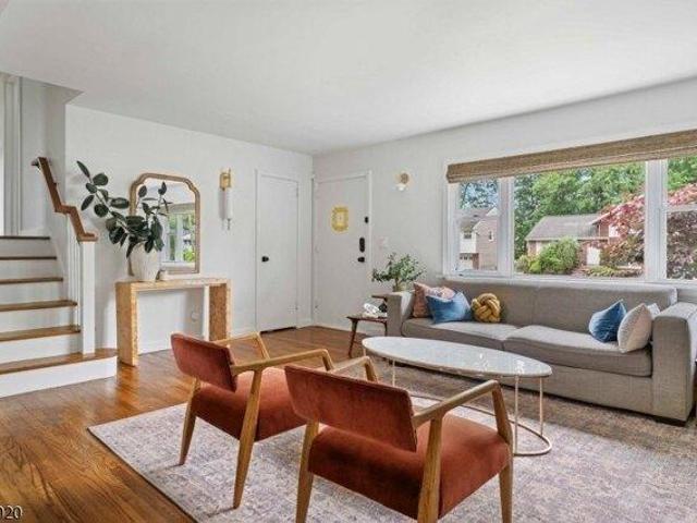 House for sale in Roselle, New Jersey