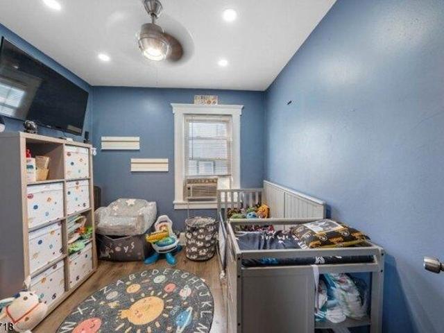 House for sale in Roselle, New Jersey