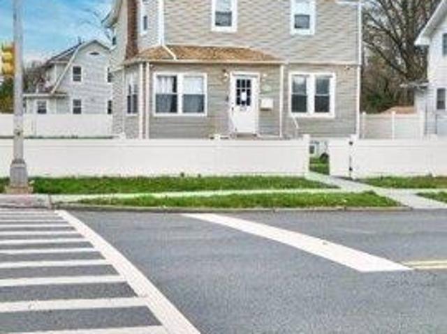 House for sale in Roselle, New Jersey