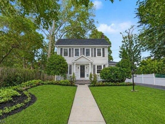 House for sale in Roselle, New Jersey