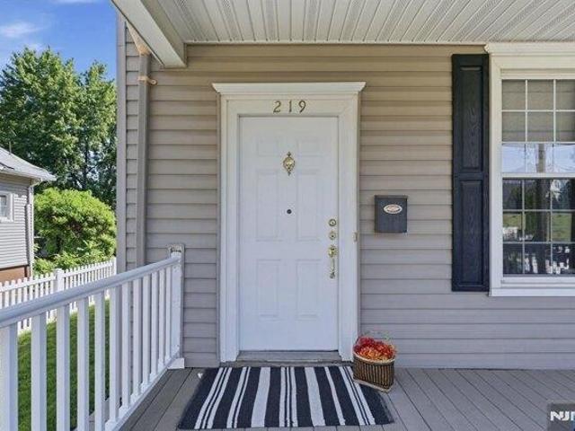 House for sale in Roselle Park, New Jersey