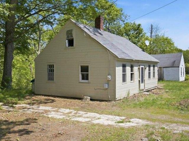 House for sale in New Hampshire