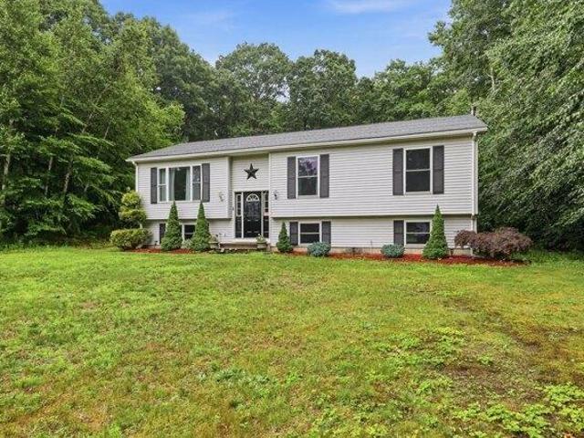 House for sale in Hampden, Massachusetts
