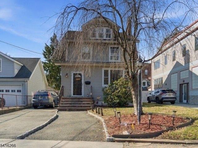 House for sale in Rutherford, New Jersey
