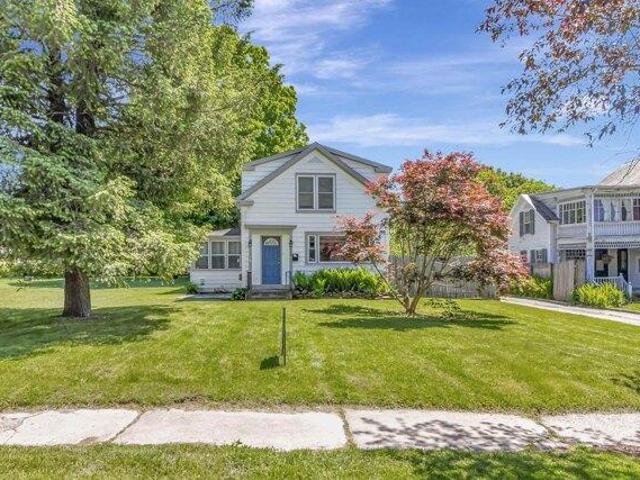 House for sale in Pittsford, Vermont