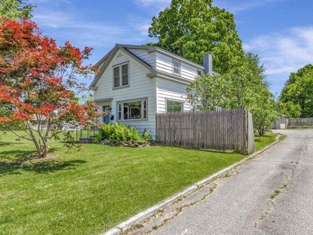 House for sale in Pittsford, Vermont