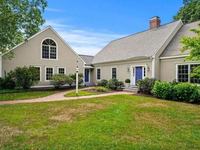 House for sale in New Hampshire