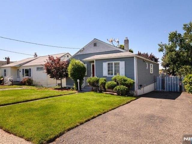 House for sale in Saddle Brook, New Jersey