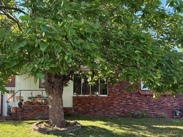House for sale in Saddle Brook, New Jersey