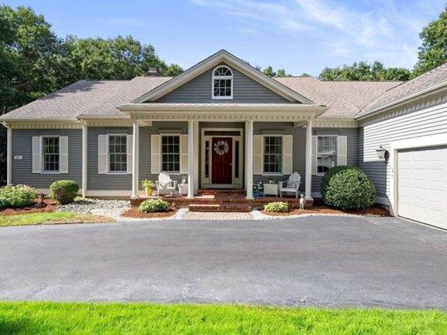 House for sale in Cataumet, Massachusetts