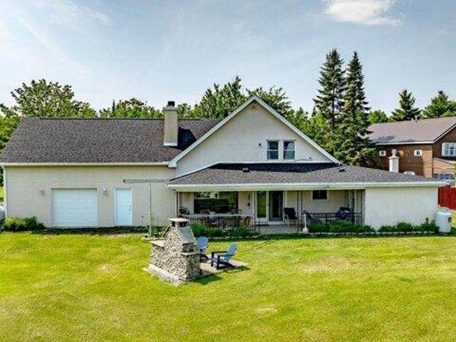 House for sale in Saint Agatha, Maine
