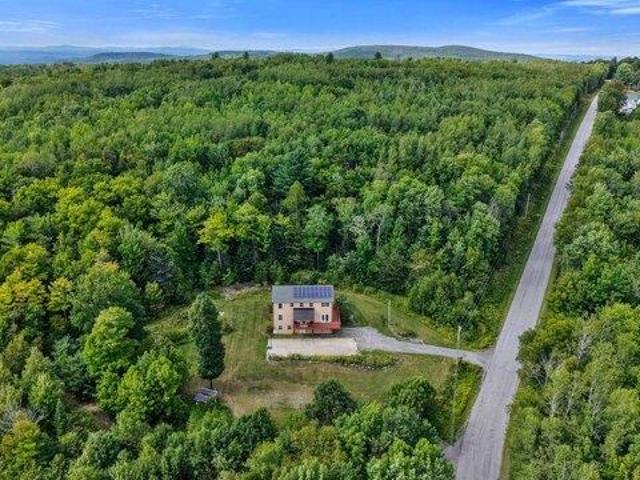 House for sale in Saint Albans, Somerset County