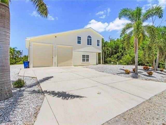 House for sale in Saint James City, Florida