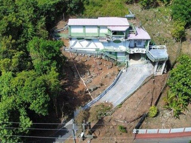 House for sale in Saint Thomas, Missouri