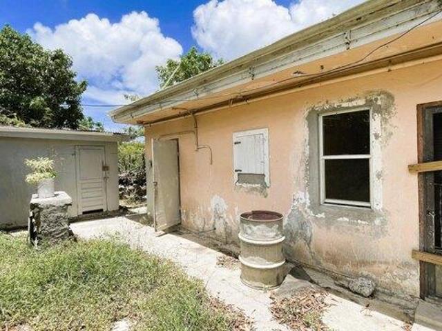 House for sale in Saint Thomas, Missouri