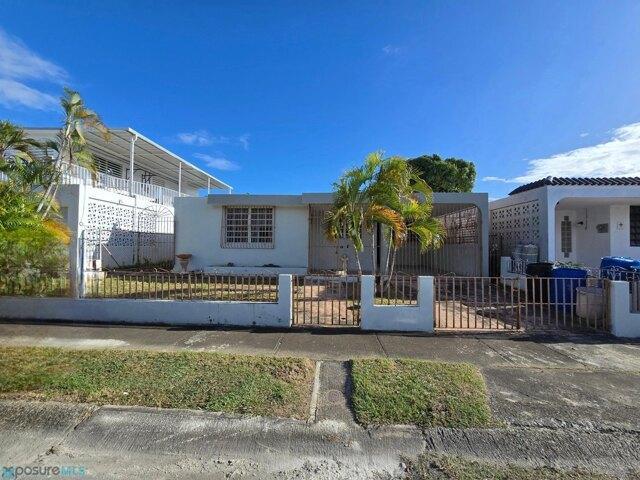 House for sale in Salinas
