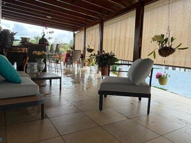 House for sale in San Juan