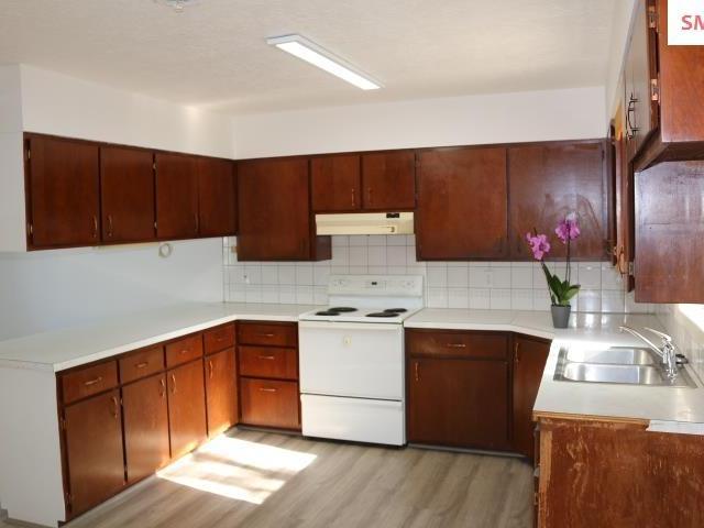 House for sale in Sandpoint