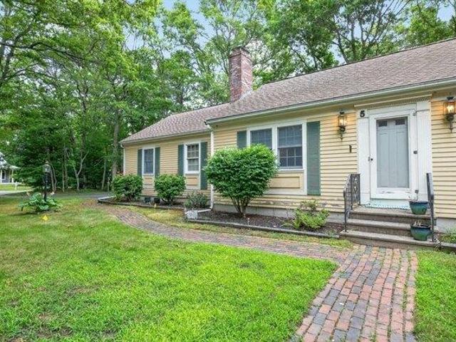 House for sale in East Sandwich, Massachusetts
