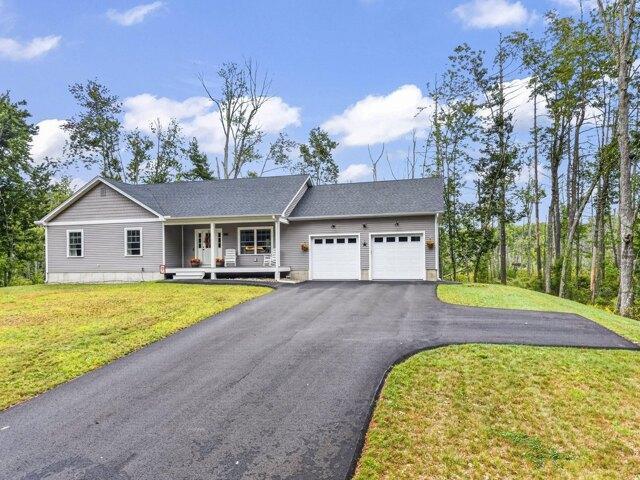 House for sale in Sanford, York County