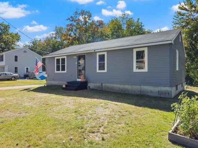 House for sale in Sanford, York County