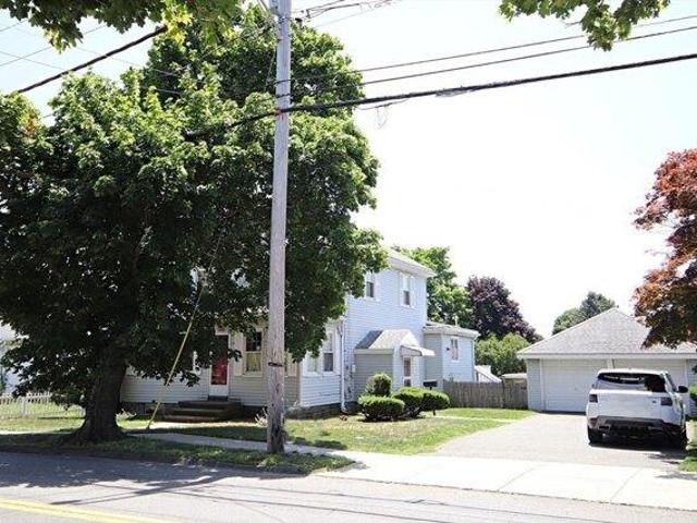 House for sale in Saugus, Massachusetts