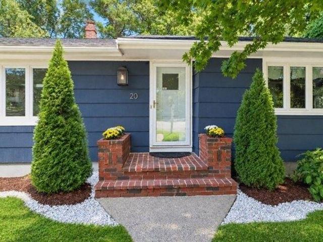 House for sale in Saugus, Essex County
