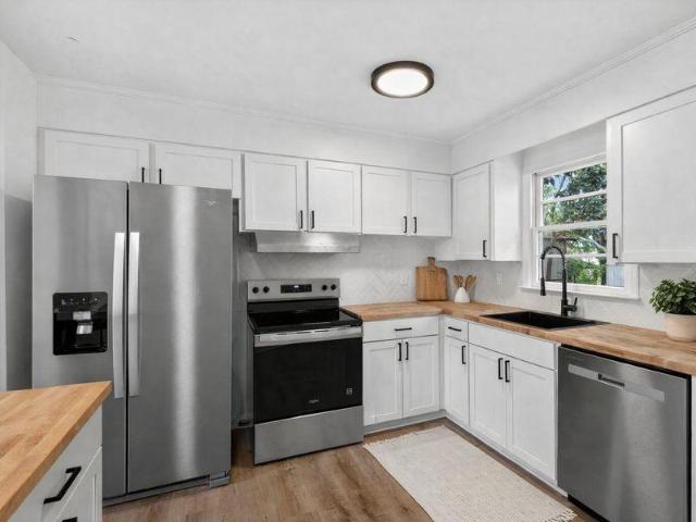 House for sale in Savannah, Georgia