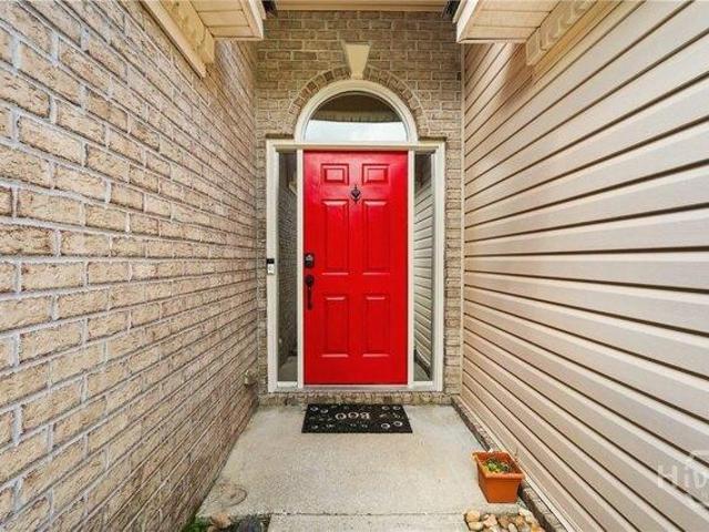 House for sale in Savannah, Georgia