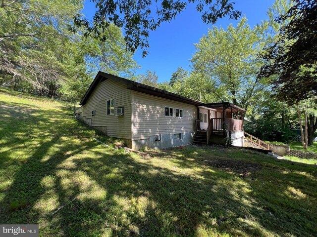 House for sale in Saylorsburg, Pennsylvania