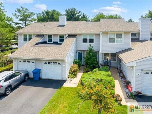 House for sale in Sayreville, New Jersey